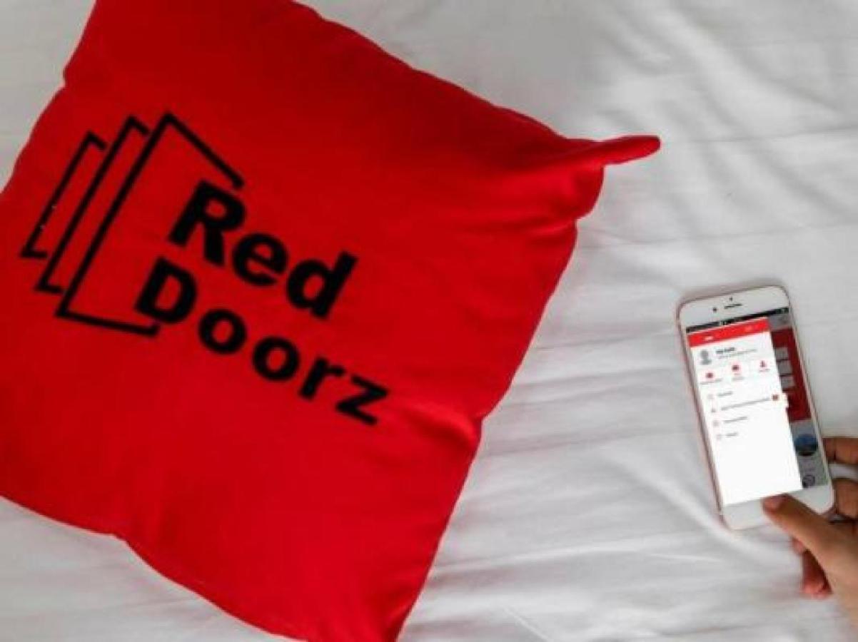 Reddoorz Plus @ Taman Siswa 3 Jogjakarta Buitenkant foto
